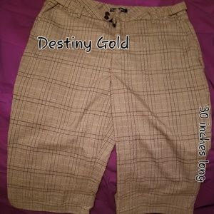 🎈2 for 10🎈Destin Gold plaid and khaki capri